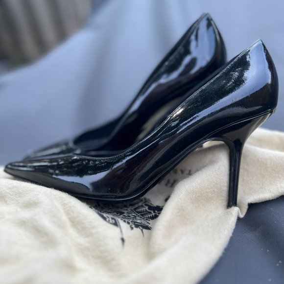 Burberry Black Patent Heels size:38 C, US size: 8 C - Picture 3 of 5